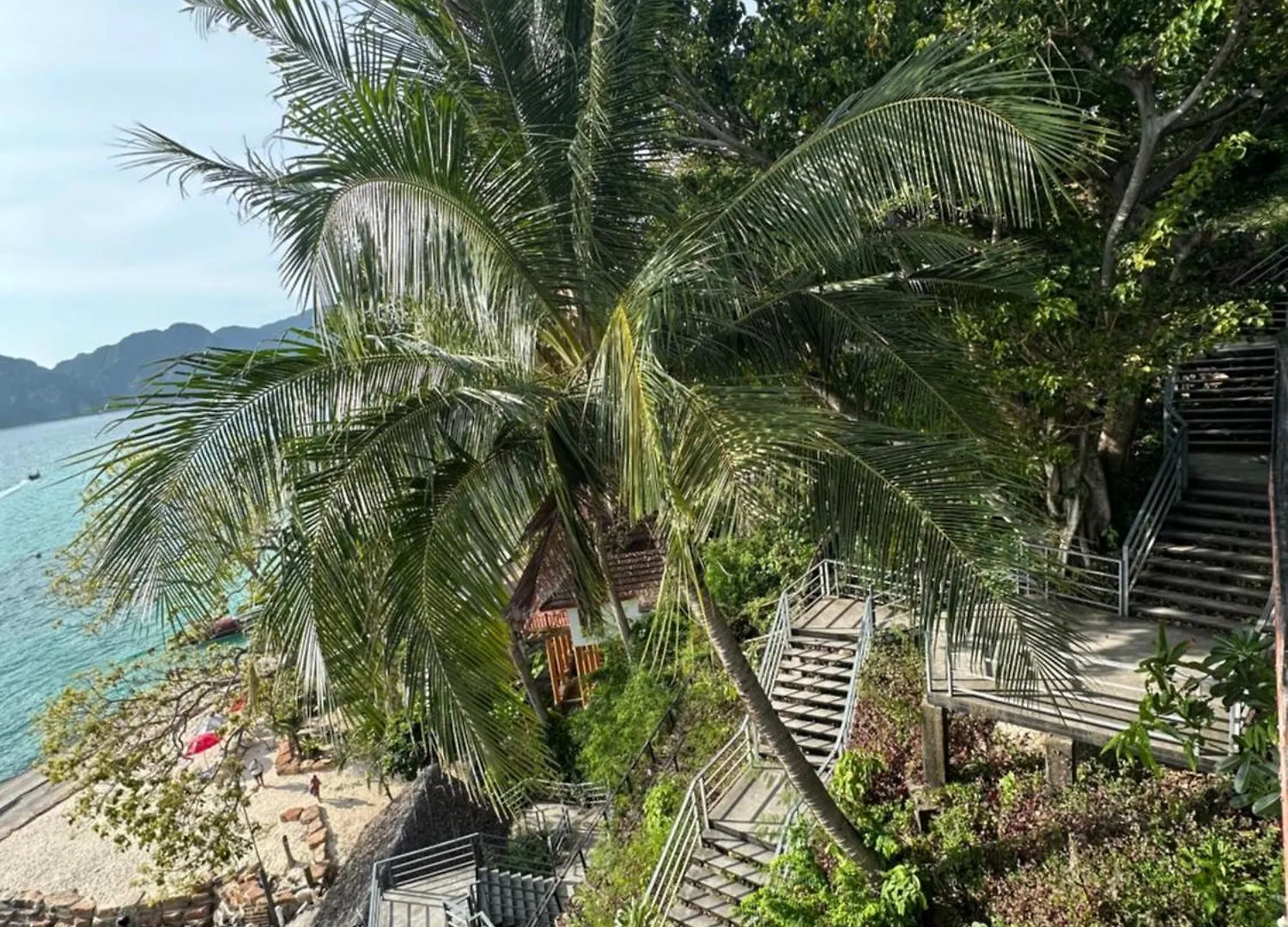 HIP Seaview Resort @ Phi Phi