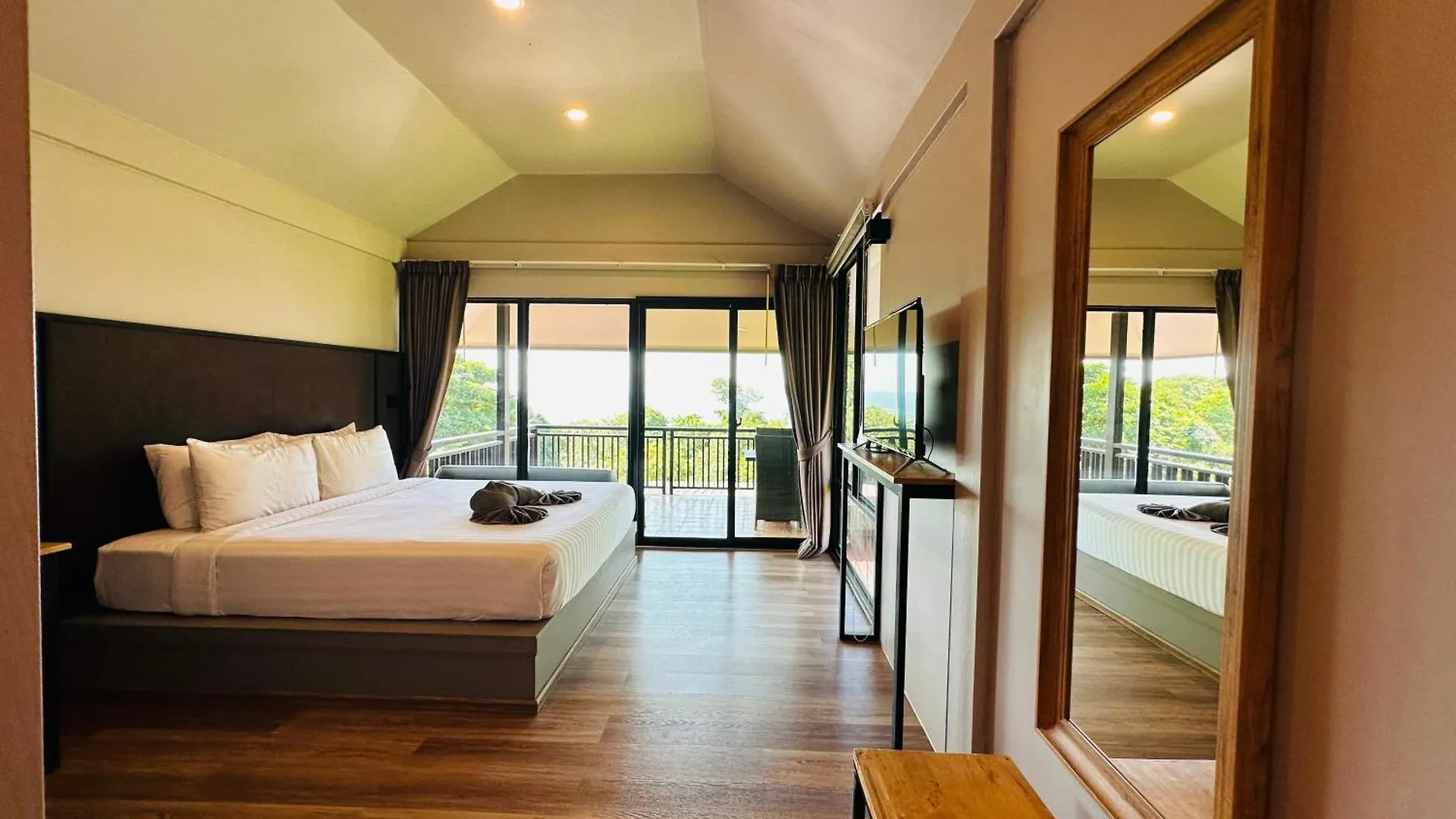 ***  HIP Seaview Resort @ Phi Phi Thailandia