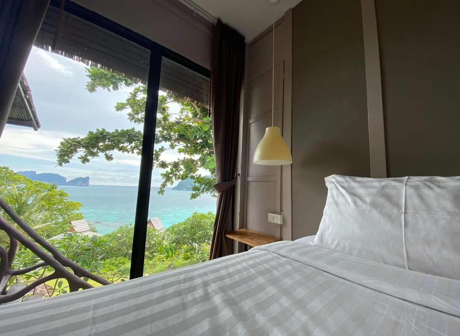 Hip Seaview Resort @ Phi Phi